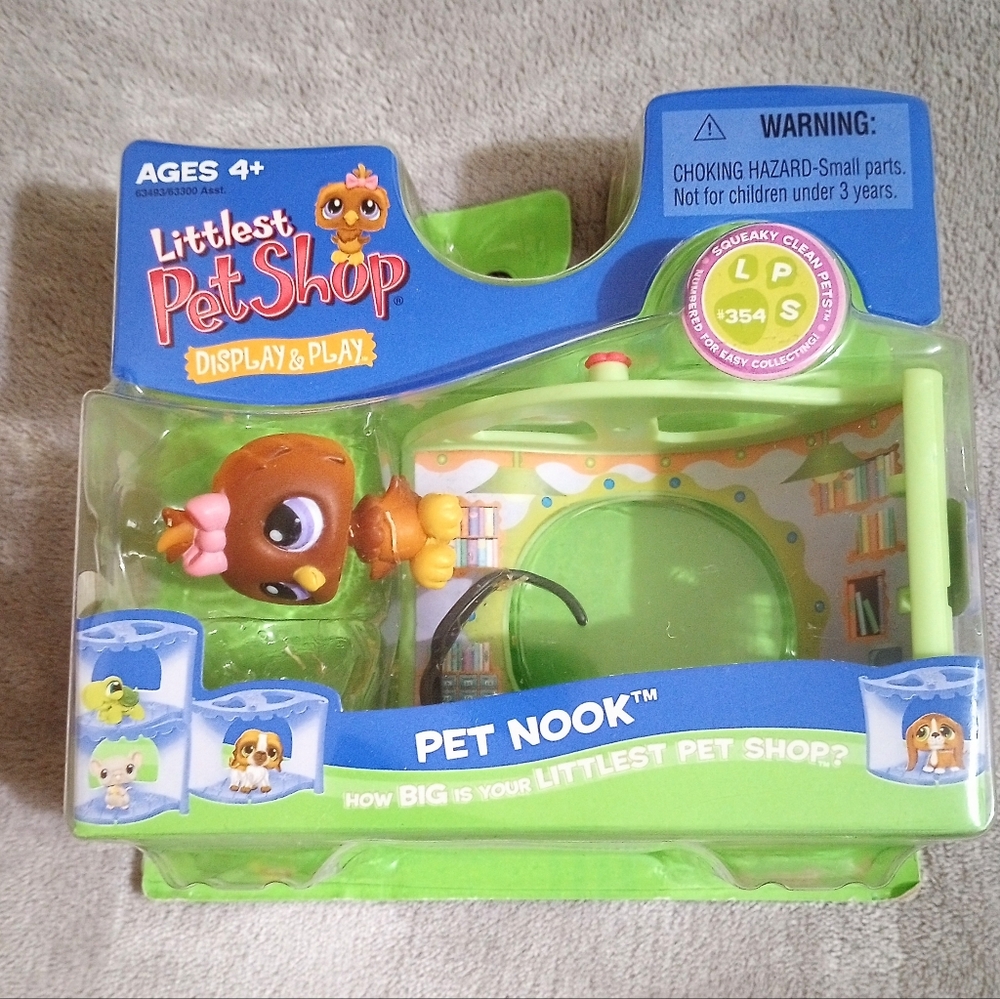2007 NIP Littlest Pet Shop Pet Nook Nerdy Owl